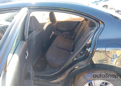 2015 Honda Civic Lx z USA, uszkodzony, nr VIN 19XFB2F53FE079117